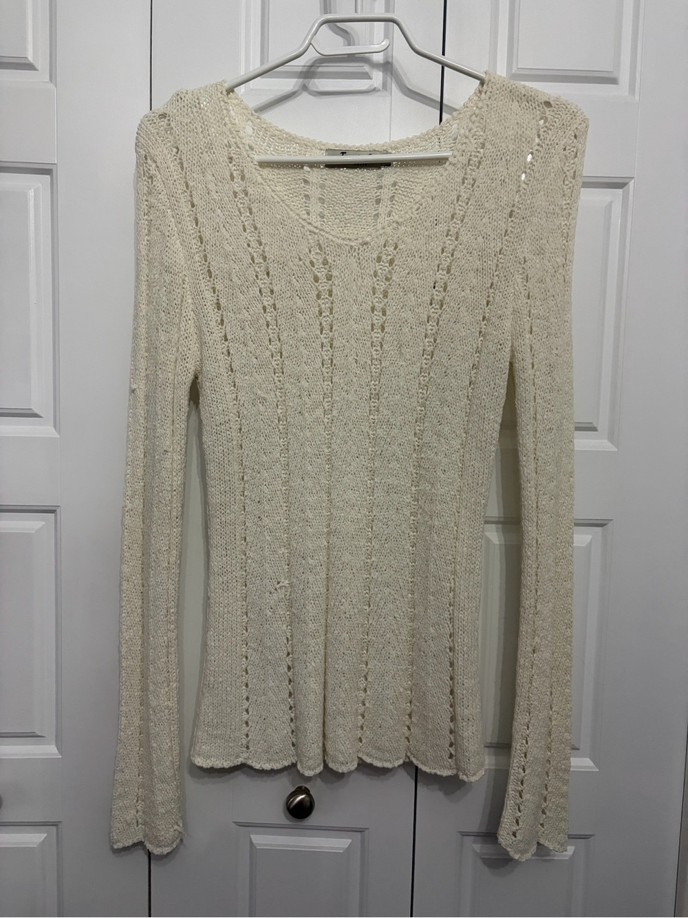 Cute Y2K white sweater